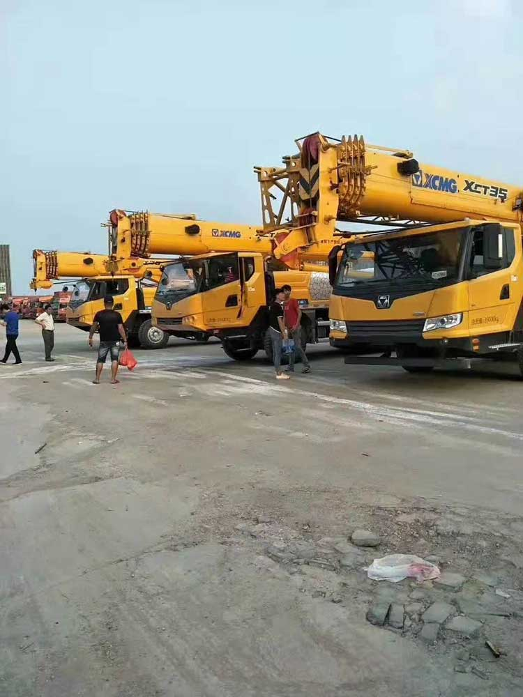 吊車